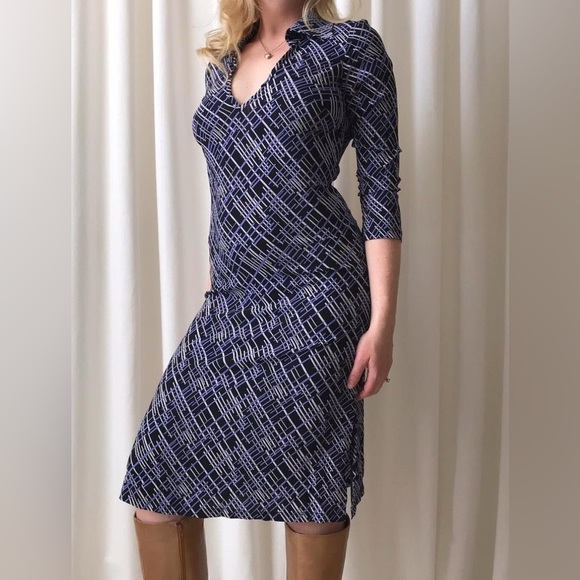 Bebe dress with belt - Picture 1 of 7